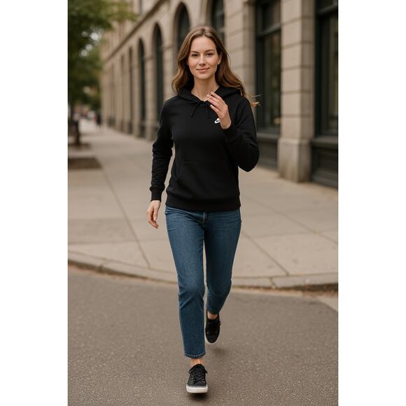 NWT Nike Women's Sportswear Club Fleece Pullover Hoodie Hoodie Black XS - Picture 2 of 8